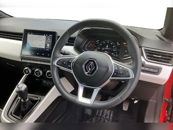 Used Renault Clio 2022 for sale - 78807212: Photo
