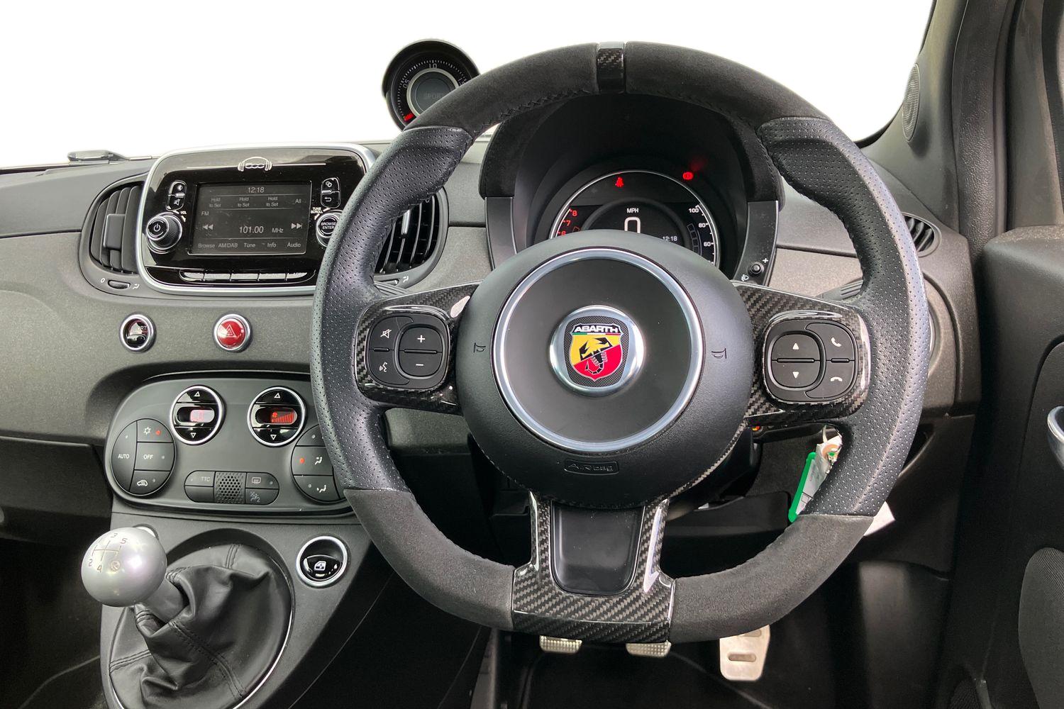 Used Abarth 595 2019 for sale - 76649269: Photo 5