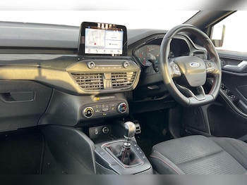 Used Ford Focus 2018 for sale - 77700715: Photo