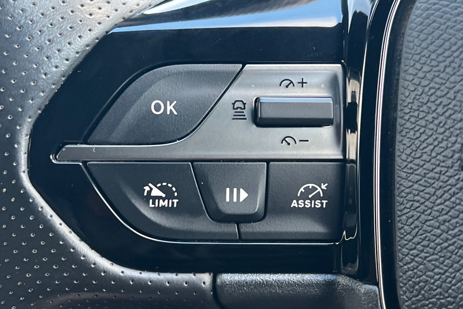 Used Peugeot 308 2023 for sale - 77527406: Photo 13