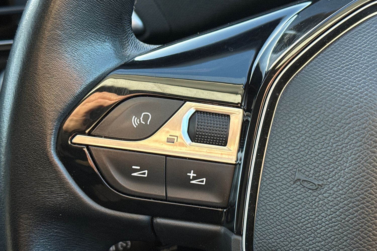 Used Peugeot 5008 2020 for sale - 77429474: Photo 10