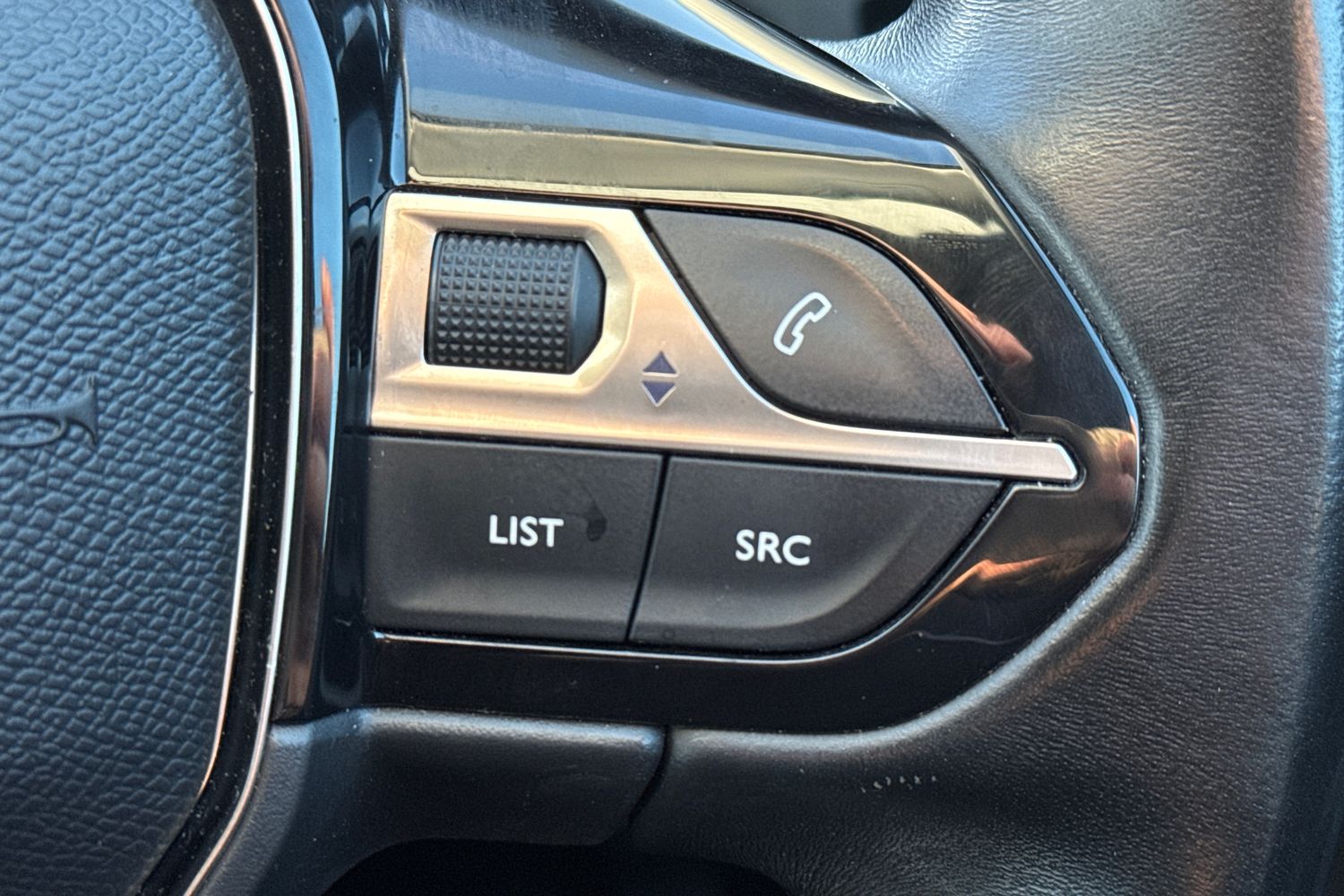 Used Peugeot 5008 2020 for sale - 77429474: Photo 11