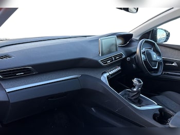 Used Peugeot 5008 2020 for sale - 77429474: Photo