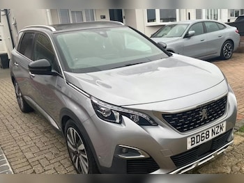Used Peugeot 5008 2019 for sale - 77935644: Photo