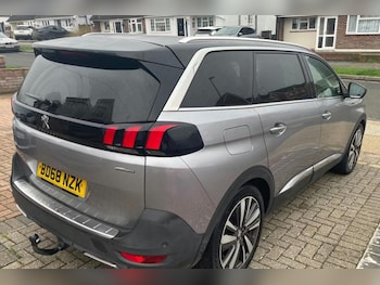 Used Peugeot 5008 2019 for sale - 77935644: Photo