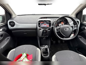 Used Toyota AYGO 2020 for sale - 76097429: Photo 3