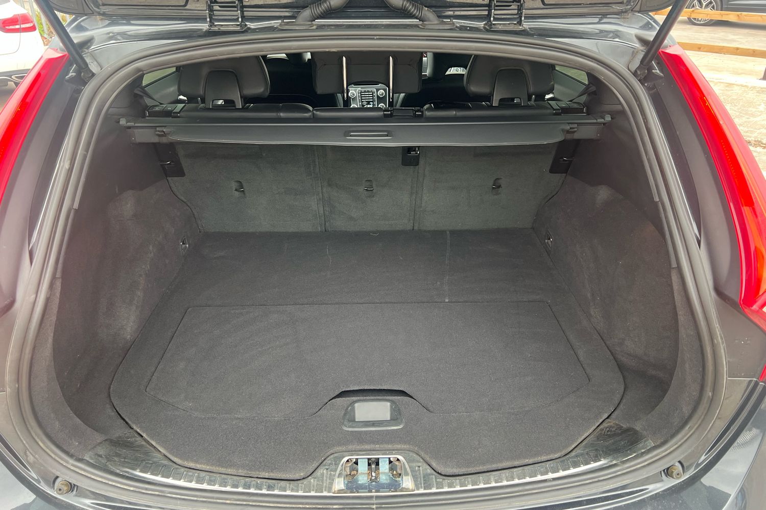 Used Volvo V60 2018 for sale - 76006787: Photo 14