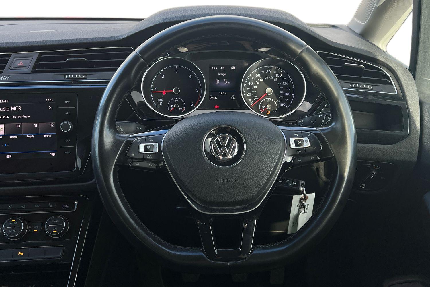 Used Volkswagen Touran 2017 for sale - 77561265: Photo 5