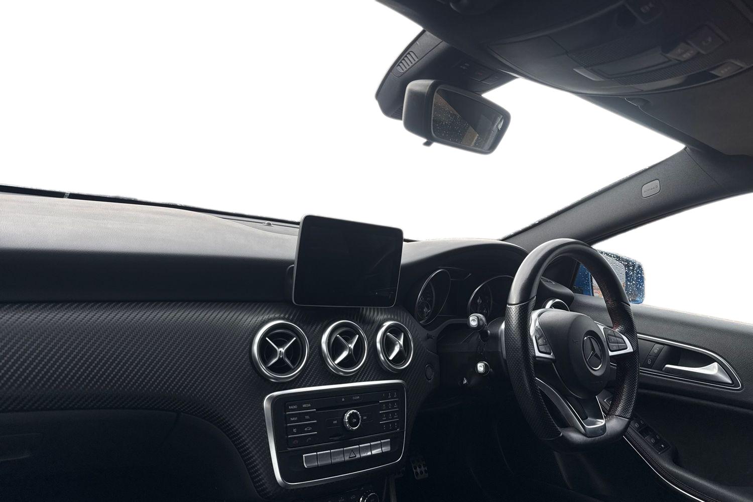 Used Mercedes-Benz A-Class 2017 for sale - 77943883: Photo 4