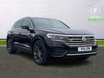 Used Volkswagen Touareg 2018 for sale - 79301793: Photo