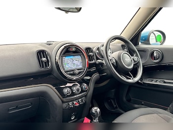 Used MINI Countryman 2019 for sale - 77515200: Photo