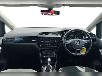 Used Volkswagen Touran 2017 for sale - 78927214: Photo