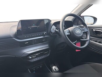 Used Hyundai BAYON 2024 for sale - 79215798: Photo