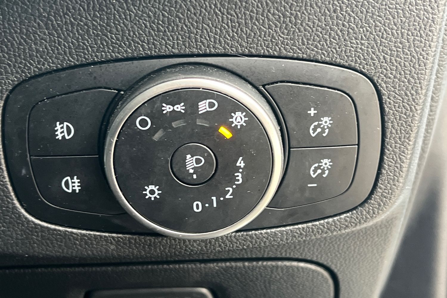 Used Ford Focus 2020 for sale - 77374405: Photo 17