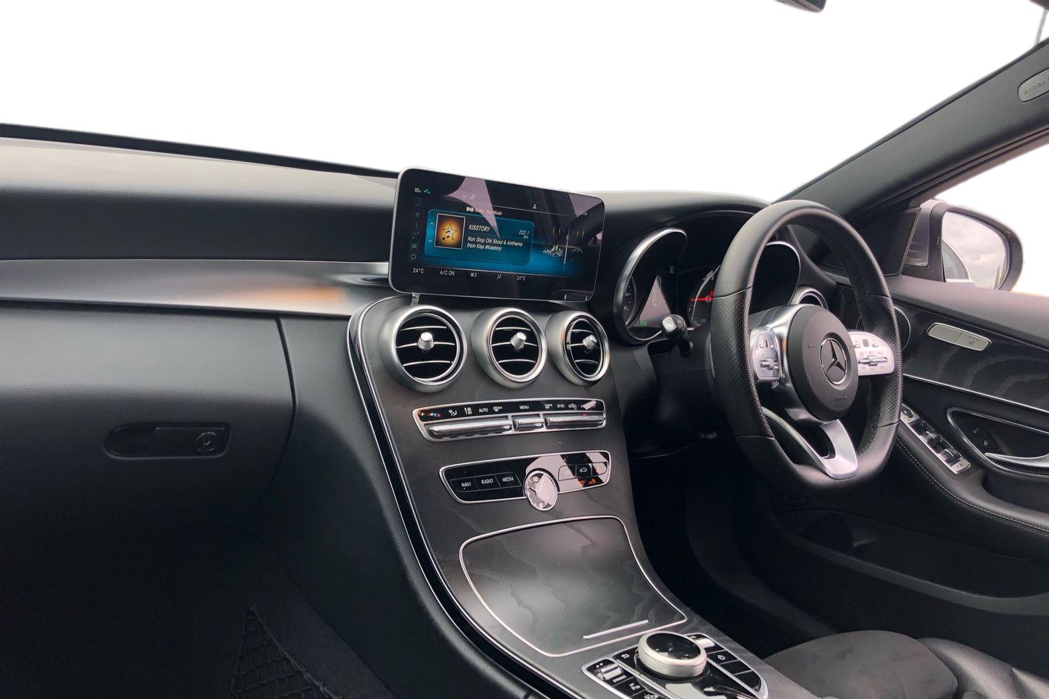 Used Mercedes-Benz C Class 2019 for sale - 76274827: Photo 4