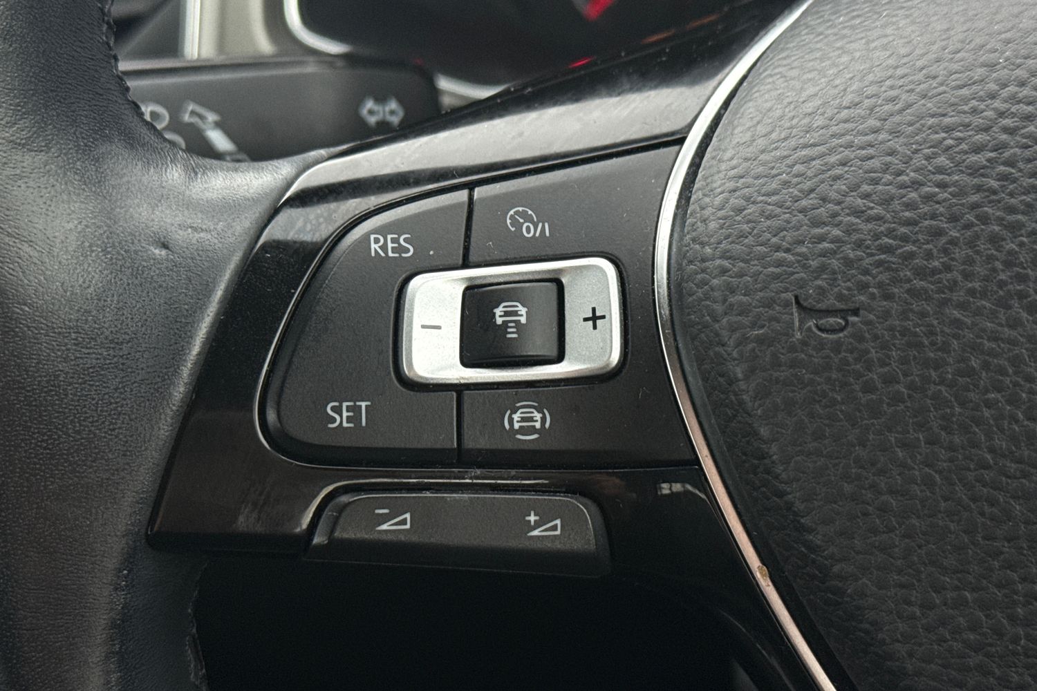 Used Volkswagen T-Roc 2020 for sale - 76827985: Photo 12