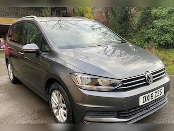 Used Volkswagen Touran 2018 for sale - 77700782: Photo