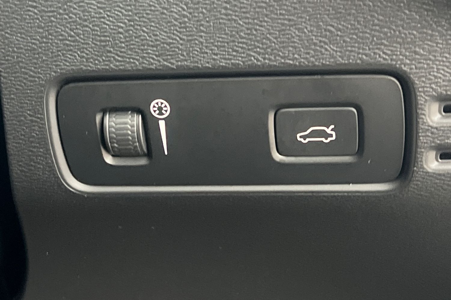 Used Volvo C40 2022 for sale - 76739490: Photo 15