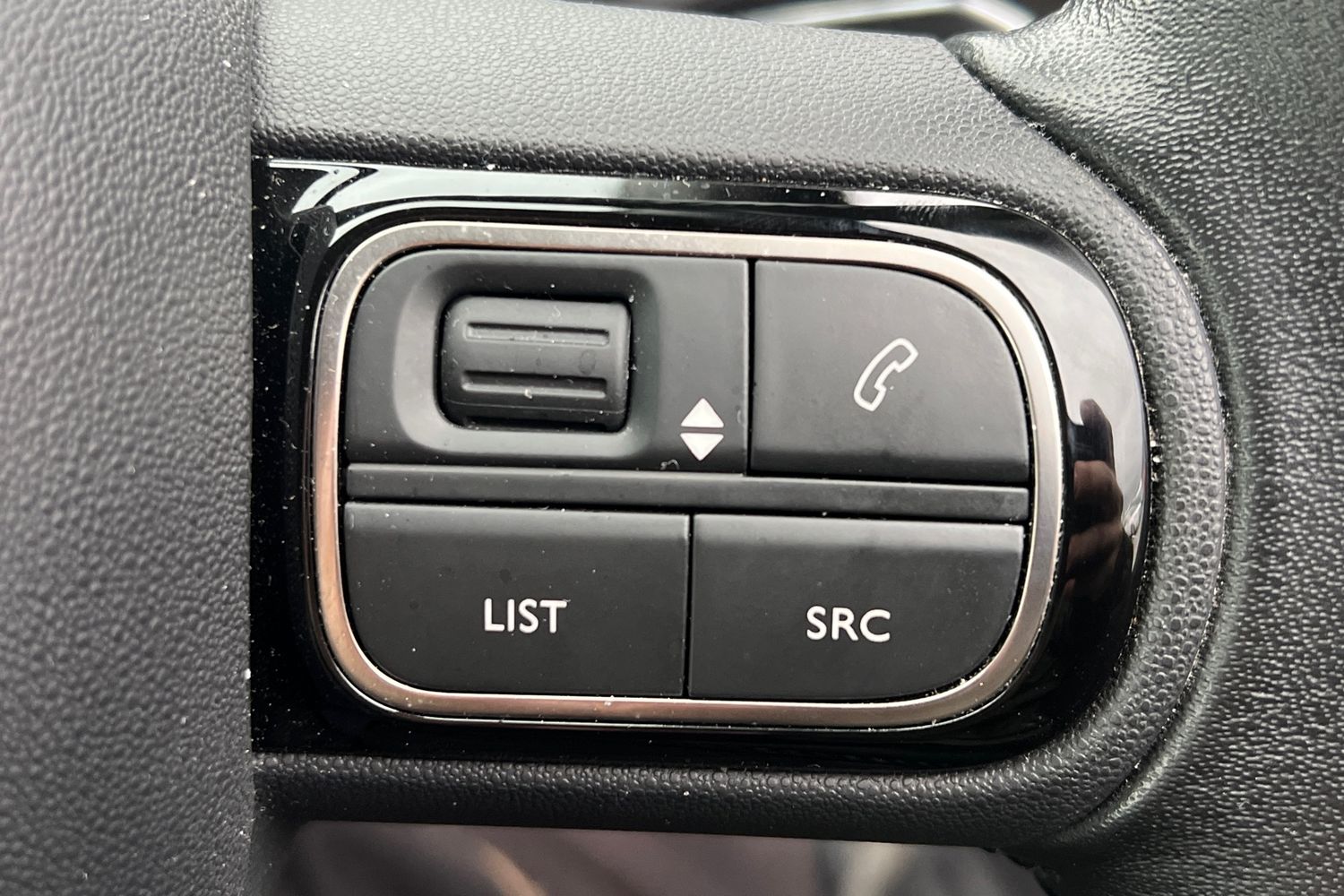 Used Citroen C3 2018 for sale - 76739530: Photo 12