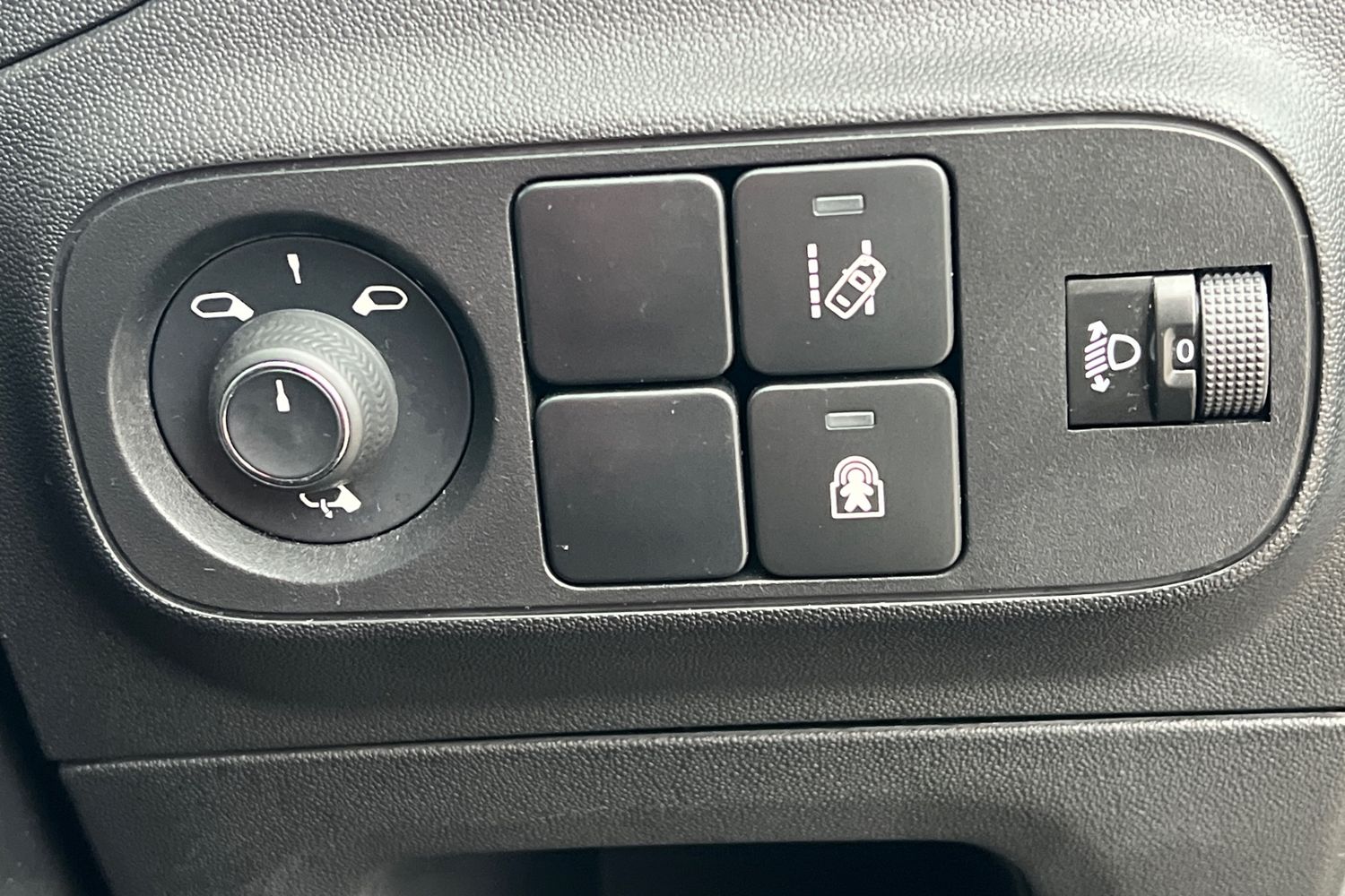 Used Citroen C3 2018 for sale - 76739530: Photo 16