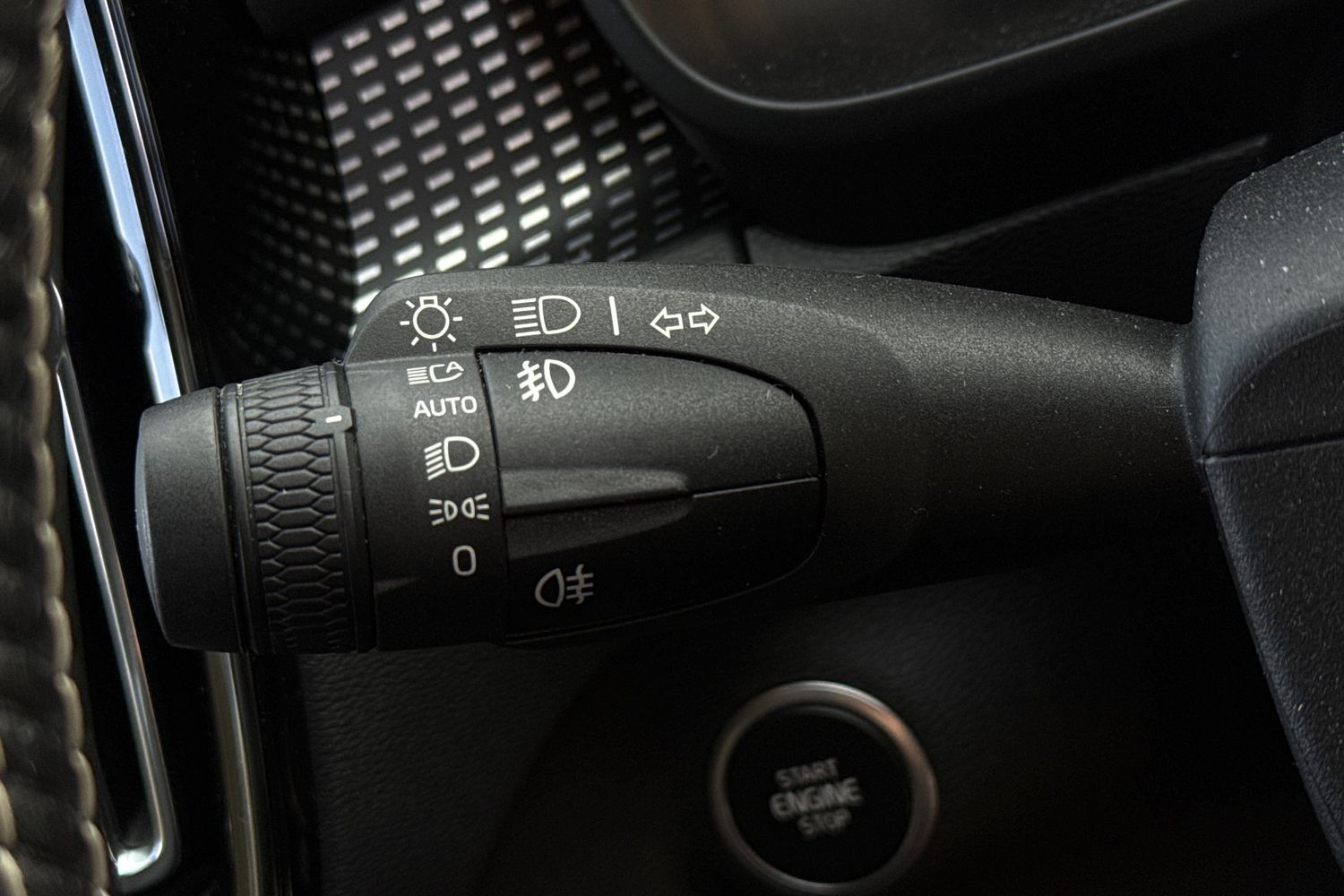 Used Volvo XC40 2020 for sale - 76902623: Photo 12