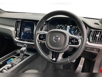 Used Volvo S60 2019 for sale - 78961221: Photo