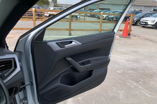 Used Volkswagen Polo 2019 for sale - 76194162: Photo 11
