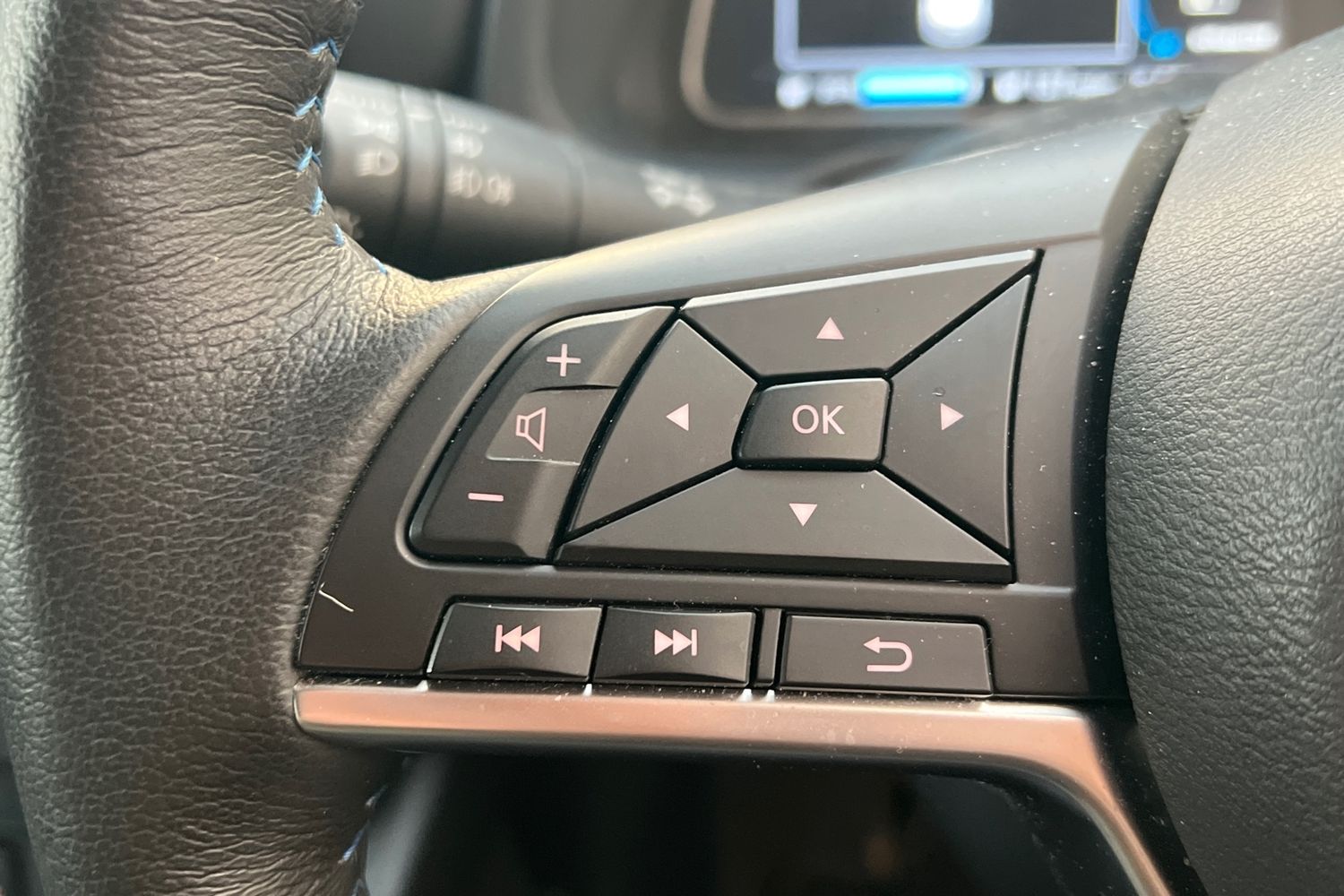 Used Nissan Leaf 2022 for sale - 76961612: Photo 12