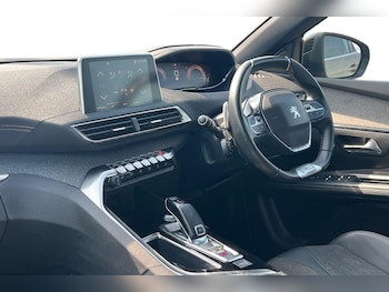 Used Peugeot 5008 2020 for sale - 79124201: Photo