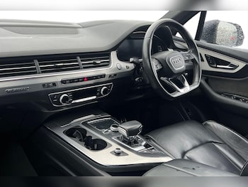 Used Audi Q7 2018 for sale - 77018916: Photo