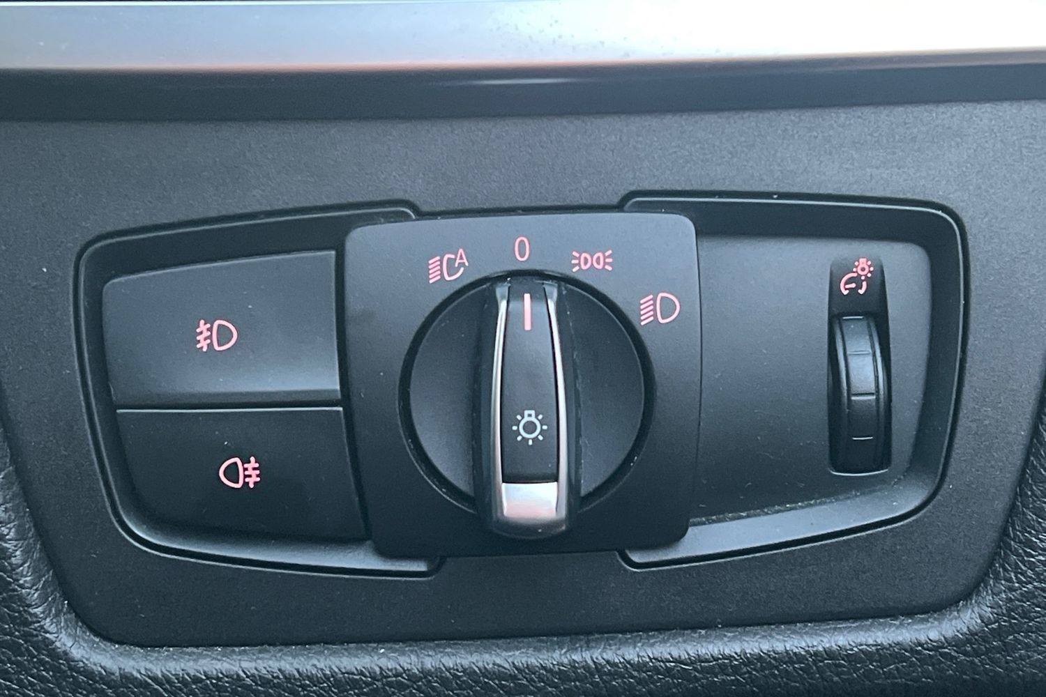 Used BMW 3 Series 2018 for sale - 76916511: Photo 18