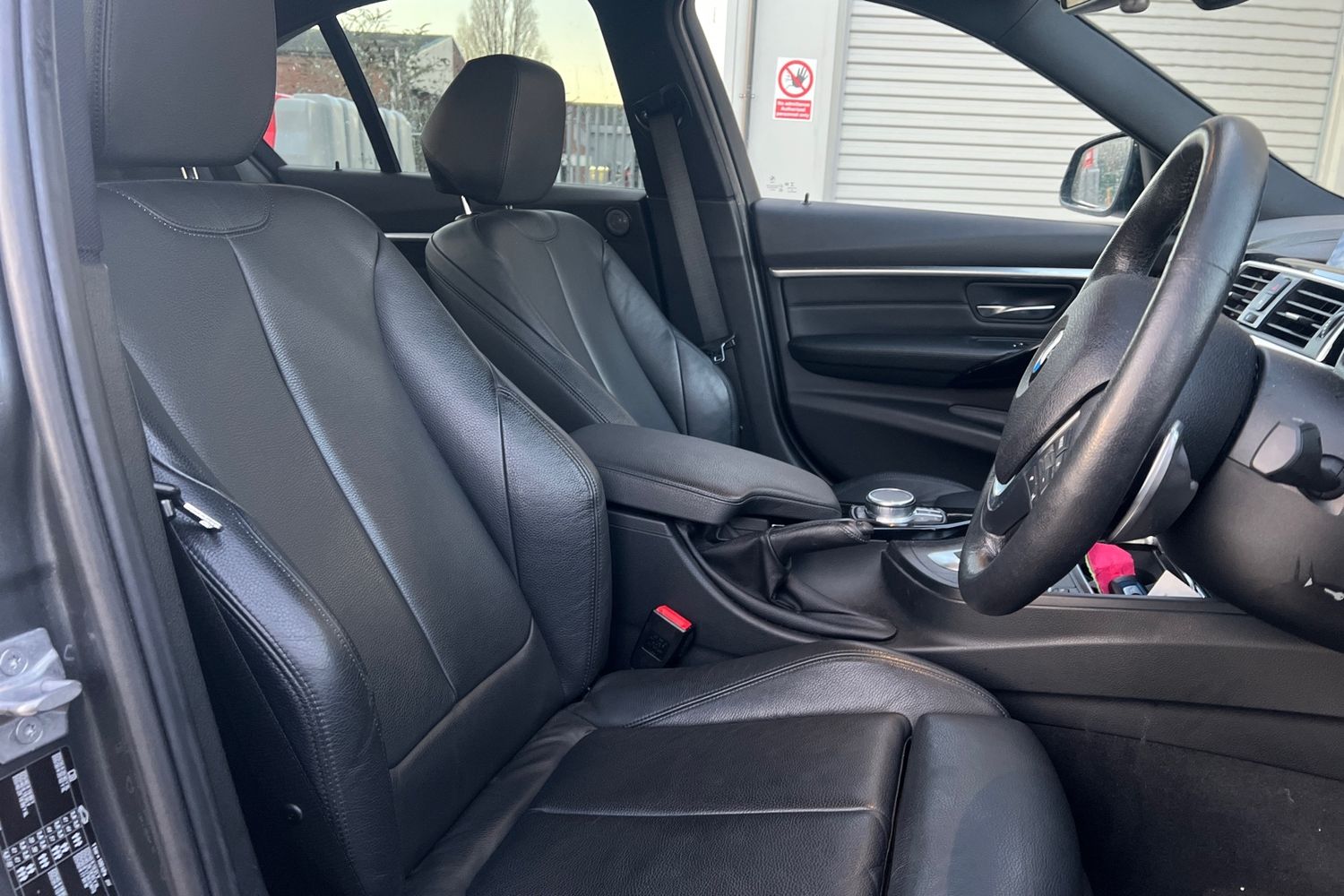 Used BMW 3 Series 2018 for sale - 76916511: Photo 21