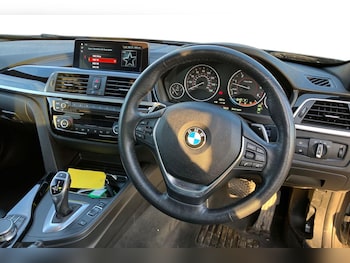 Used BMW 3 Series 2018 for sale - 76916511: Photo