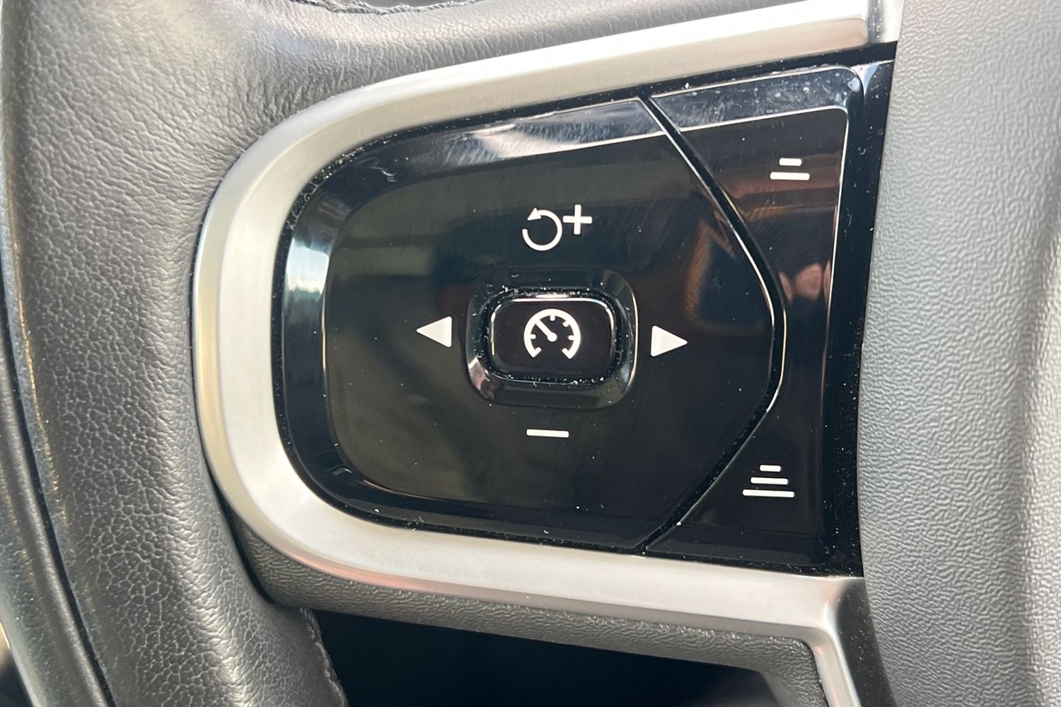 Used Volvo V60 2020 for sale - 77515136: Photo 13