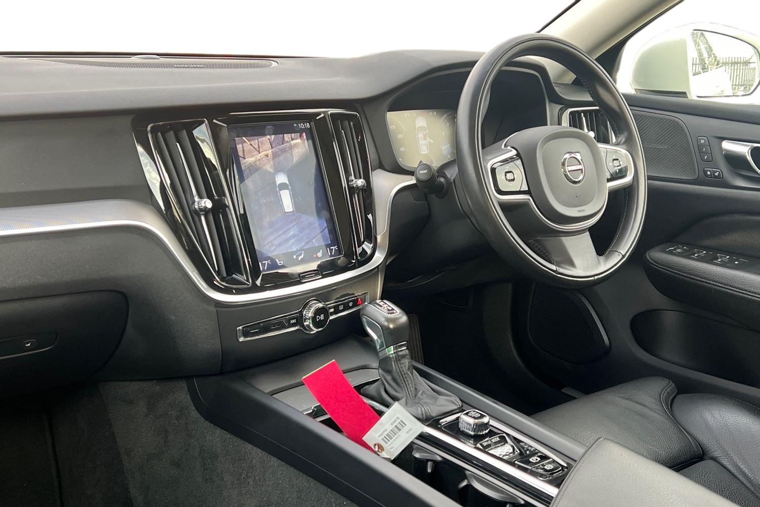 Used Volvo V60 2020 for sale - 77515136: Photo 4