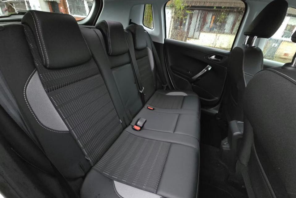 Used Peugeot 2008 2017 for sale - 78052784: Photo 4