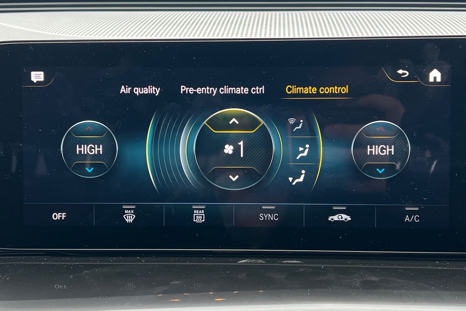 Used Mercedes-Benz EQC 2023 for sale - 77527609: Photo 10