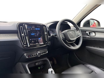 Used Volvo XC40 2023 for sale - 79503272: Photo