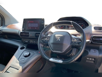 Used Peugeot Rifter 2019 for sale - 75586527: Photo