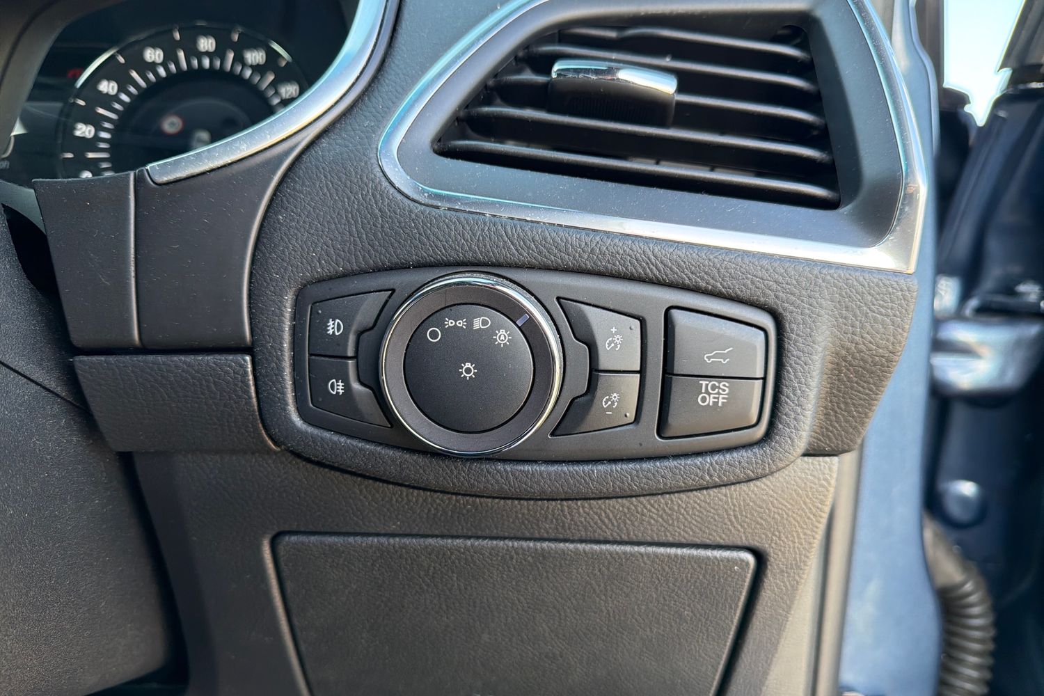 Used Ford Edge 2019 for sale - 77680046: Photo 15