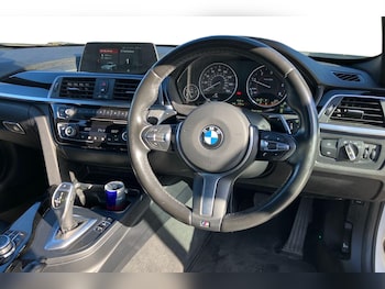 Used BMW 3 Series 2018 for sale - 78092040: Photo