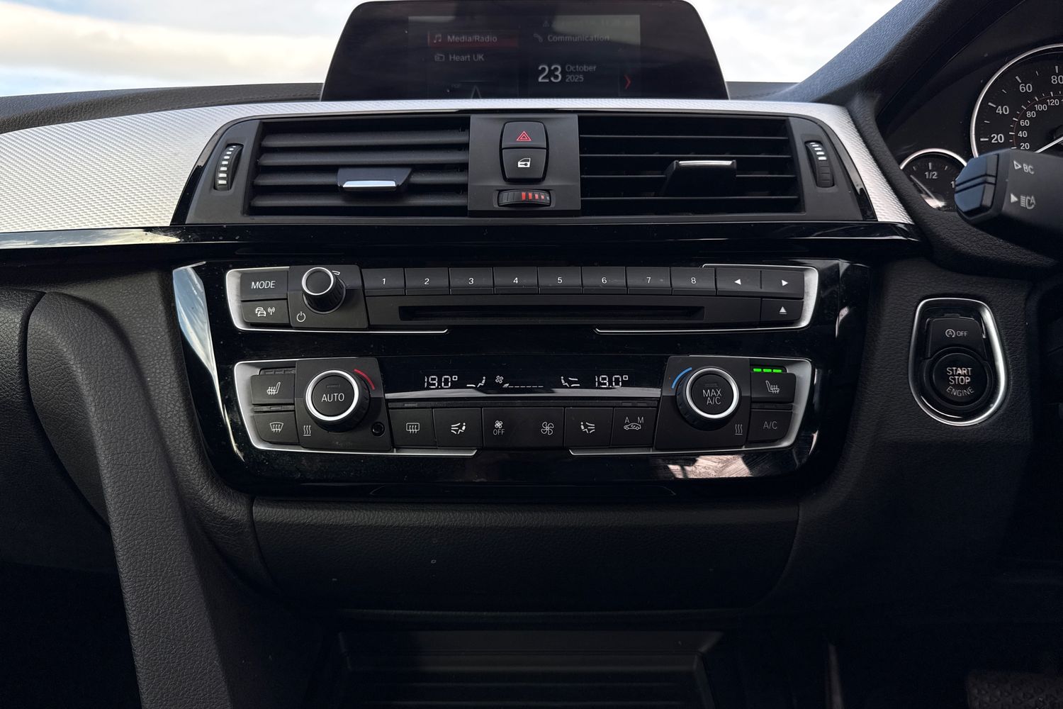 Used BMW 3 Series 2019 for sale - 76288260: Photo 7