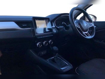 Used Renault Captur 2022 for sale - 77779772: Photo