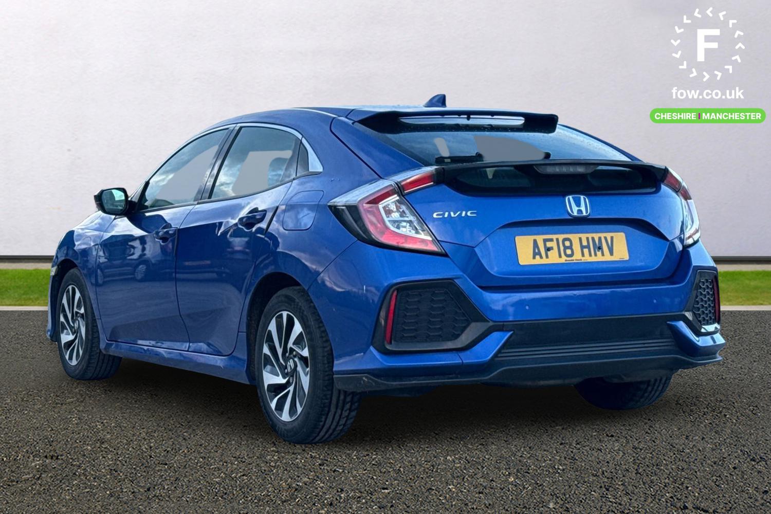 Used Honda Civic 2018 for sale - 76863374: Photo 2