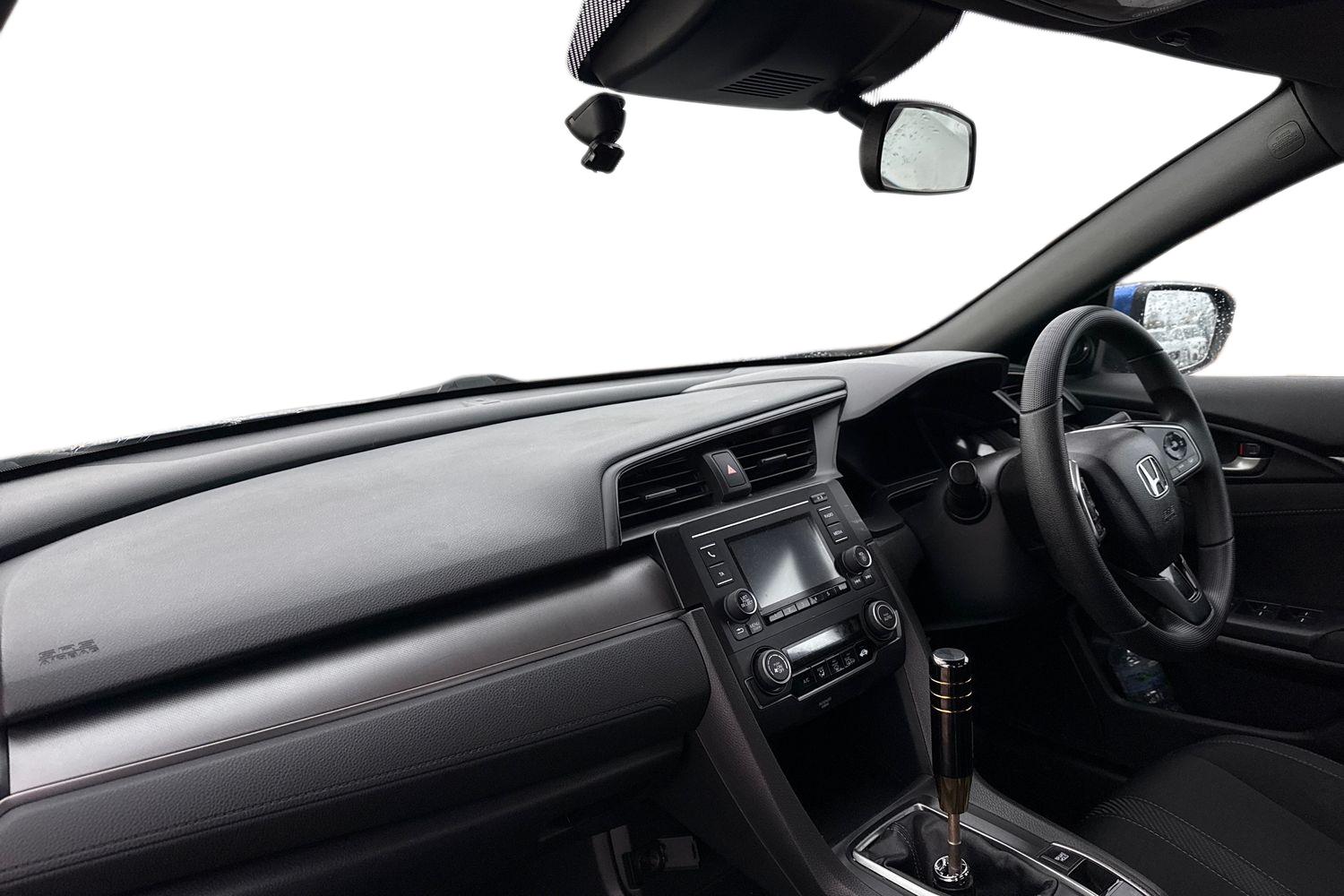 Used Honda Civic 2018 for sale - 76863374: Photo 4