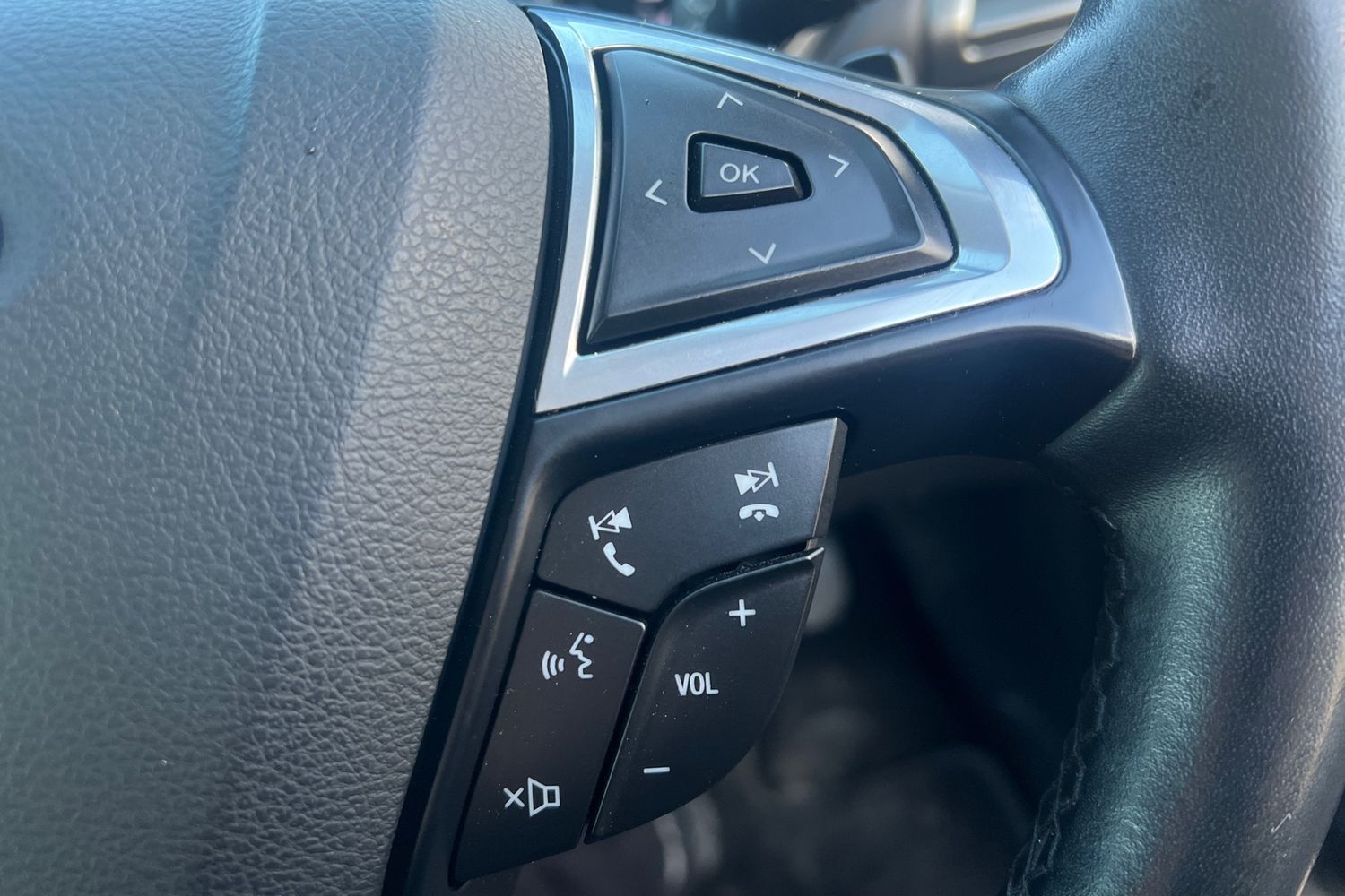 Used Ford Mondeo 2019 for sale - 76732530: Photo 16