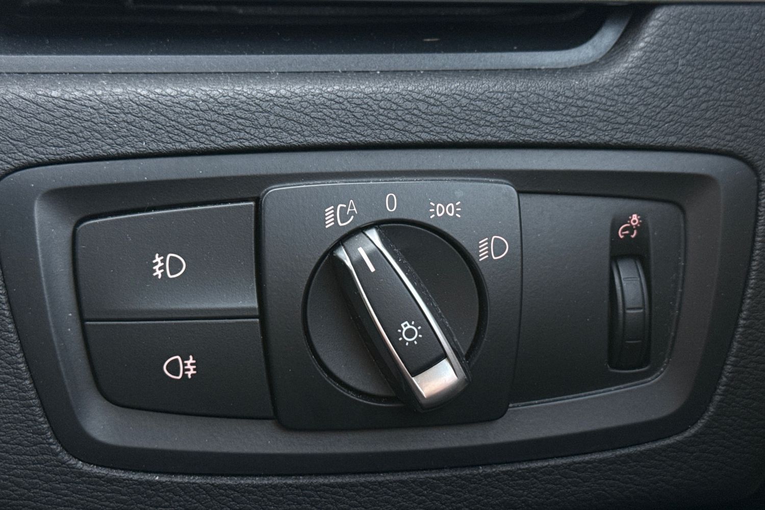 Used BMW X1 2017 for sale - 77500905: Photo 18