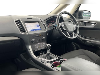 Used Ford Galaxy 2022 for sale - 76541044: Photo