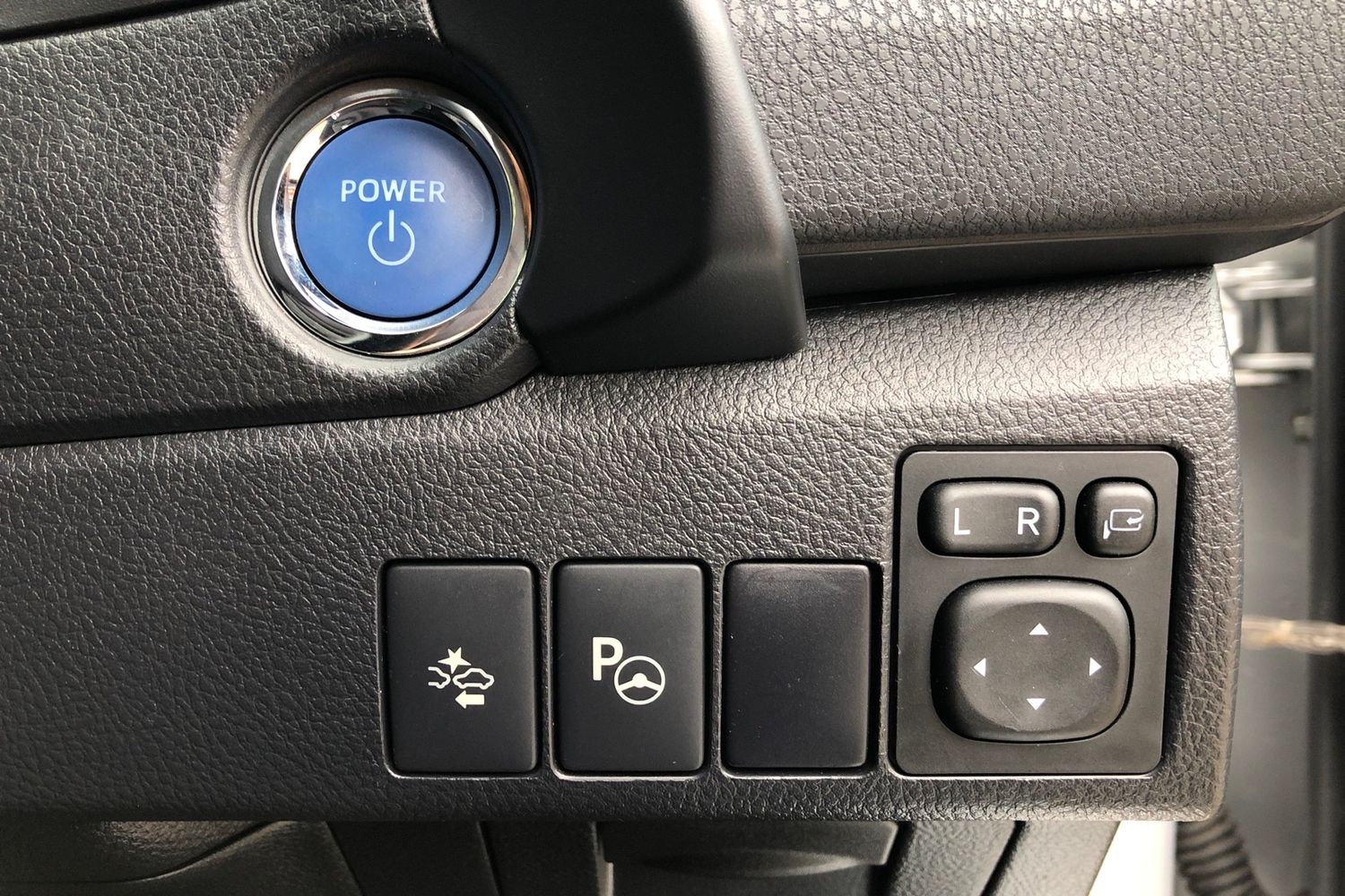 Used Toyota Auris 2018 for sale - 77779771: Photo 15