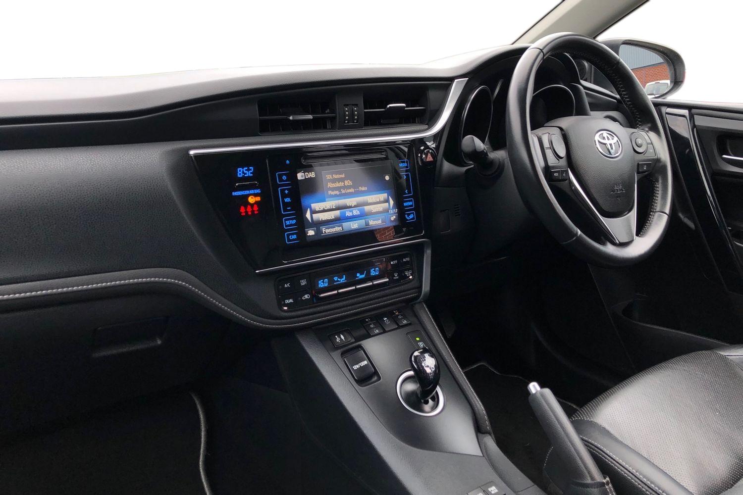 Used Toyota Auris 2018 for sale - 77779771: Photo 4